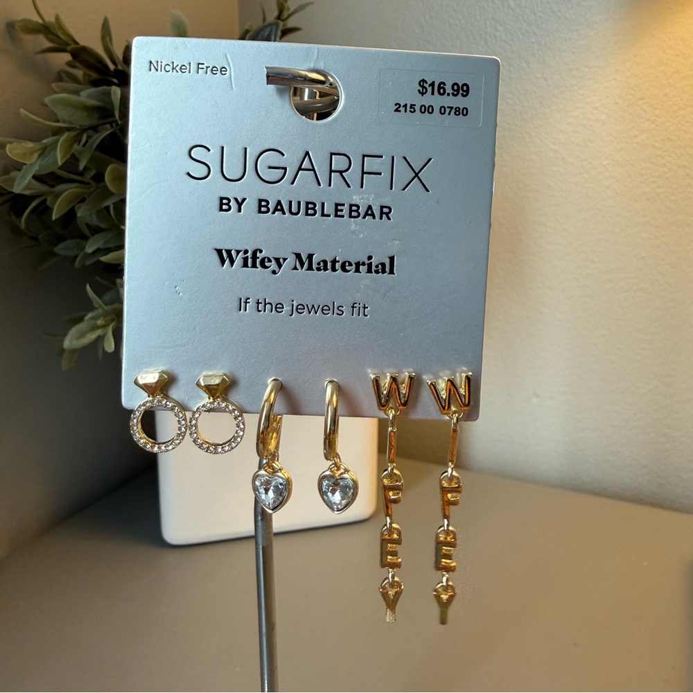 ✨3/$25 Baublebar Wifey Material Earrings